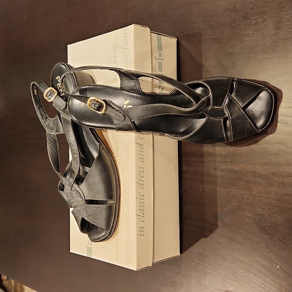 Vintage 1998 Penaljo, "Polly Black Leather" 8.5N, EUC